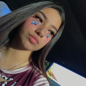 Meet your Posher, Julisa